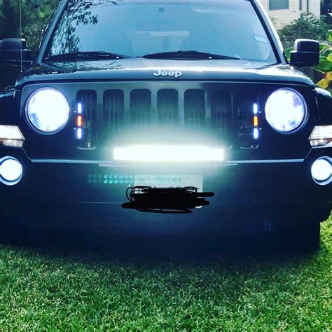 jeep patriot with light bar